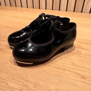 Girls Black Tap Shoes